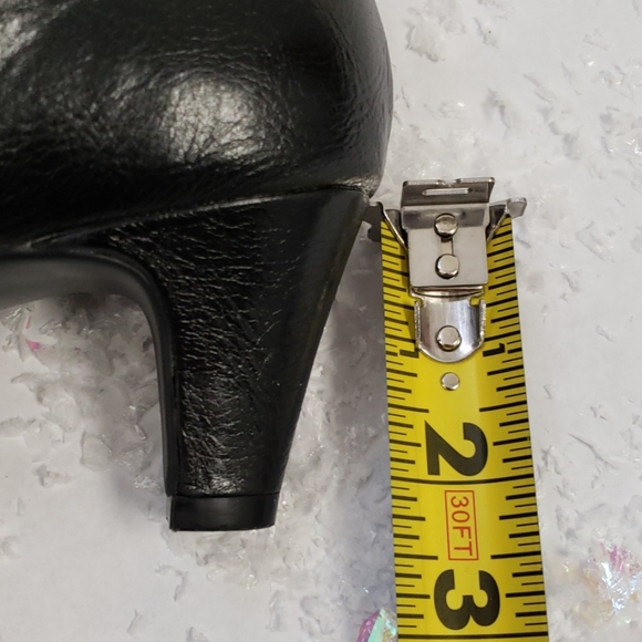 A2 by AEROSOLES Game Play Black Ankle Boot 6M - Picture 8 of 8